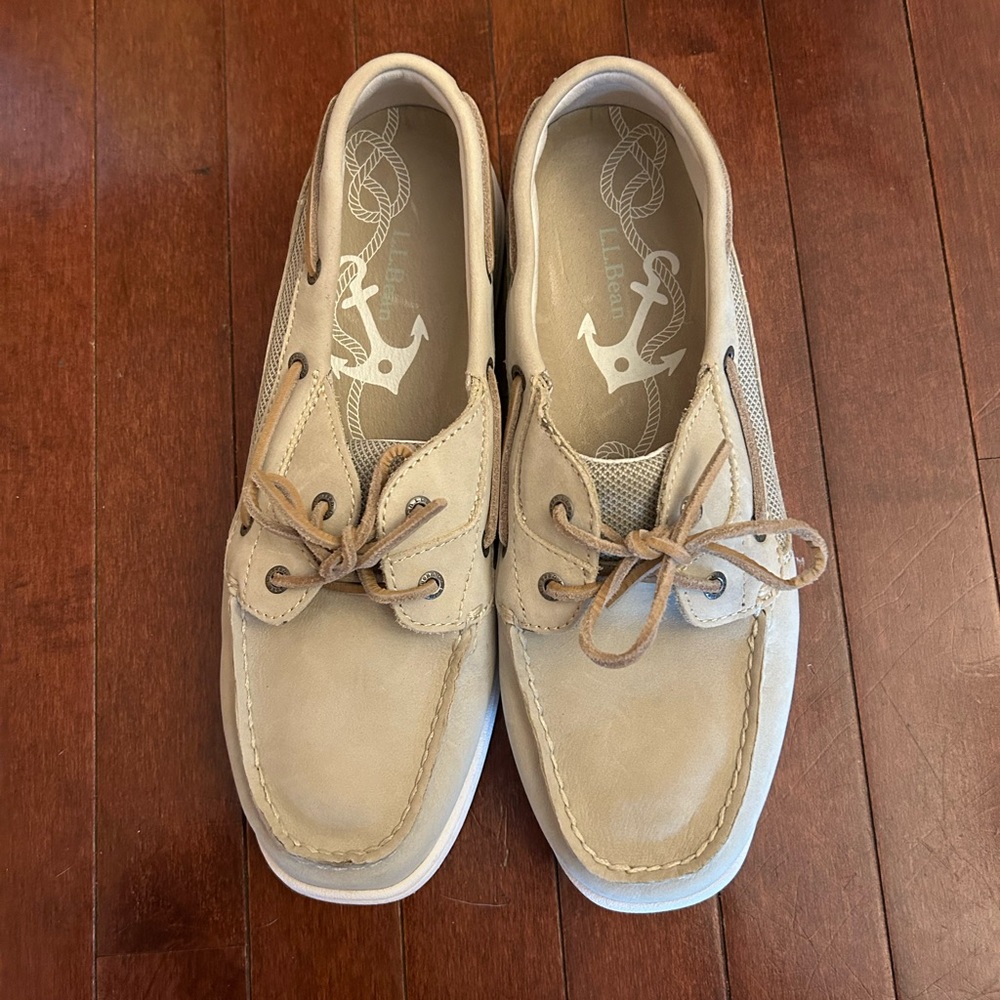 New women’s leather LLBean boat shoes